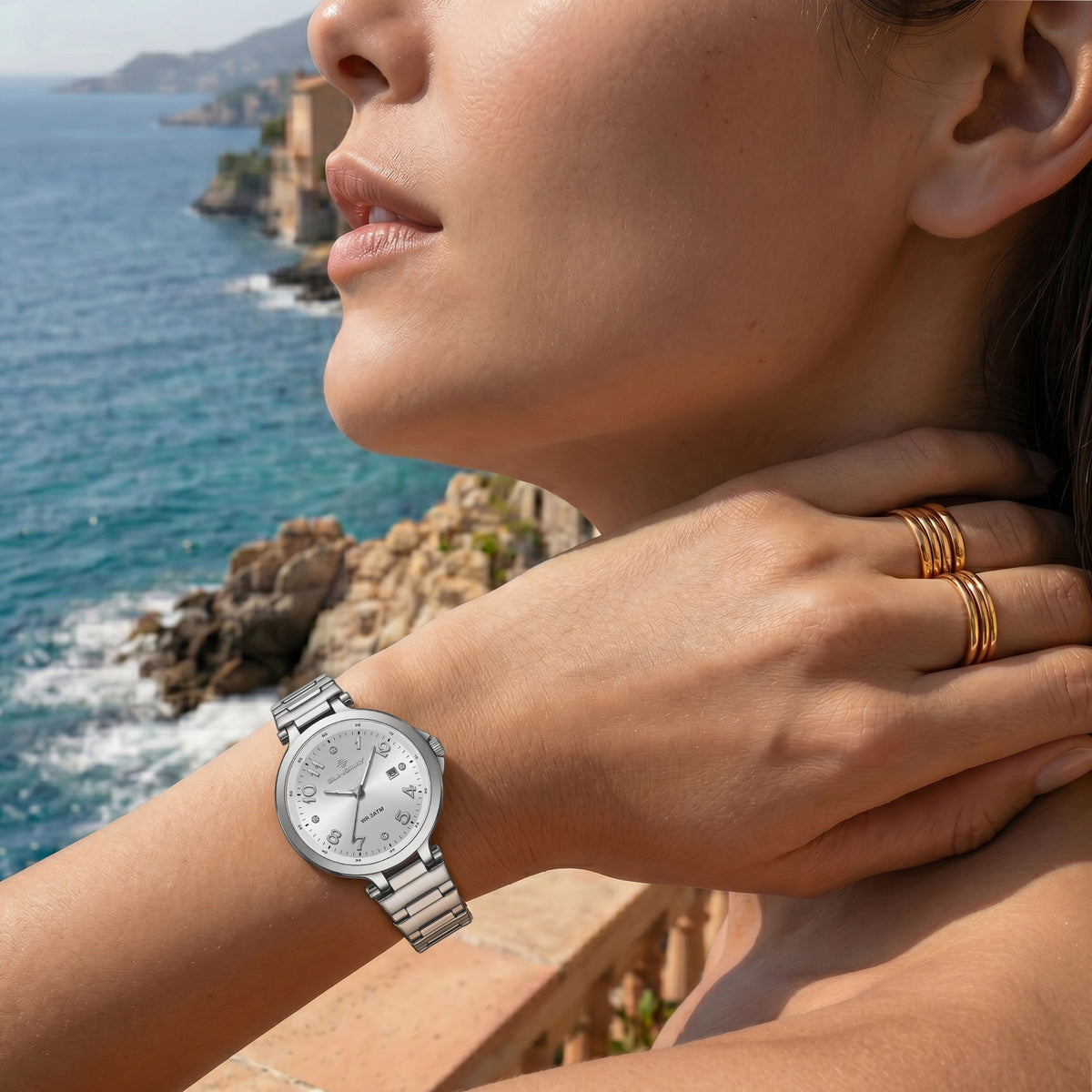 Accompanista Silver-White Uhr am Handgelenk
